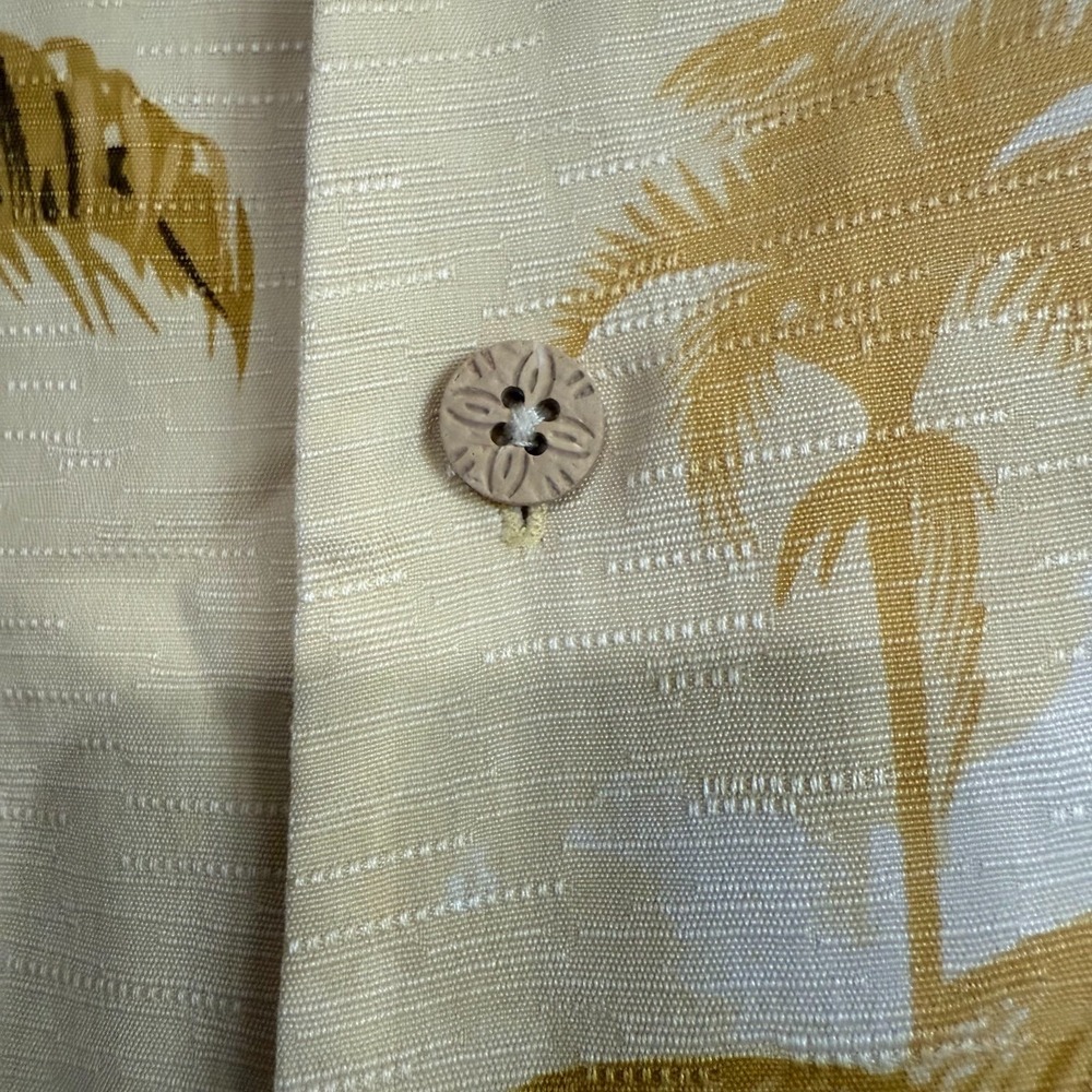 Tommy Bahama Hawaiian Shirt Men Large 100% Silk Elephant Palm Tree‎ Print Casual - Picture 6 of 9